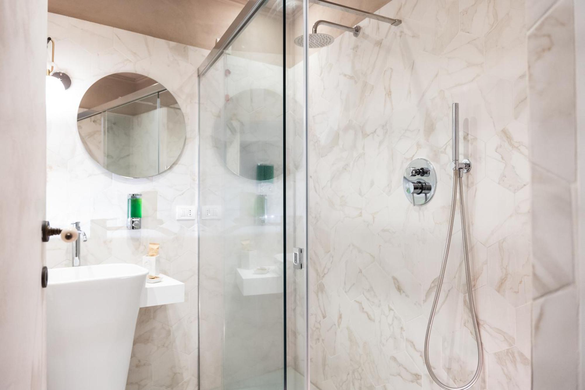 Scene Suites Apartments Катания Екстериор снимка